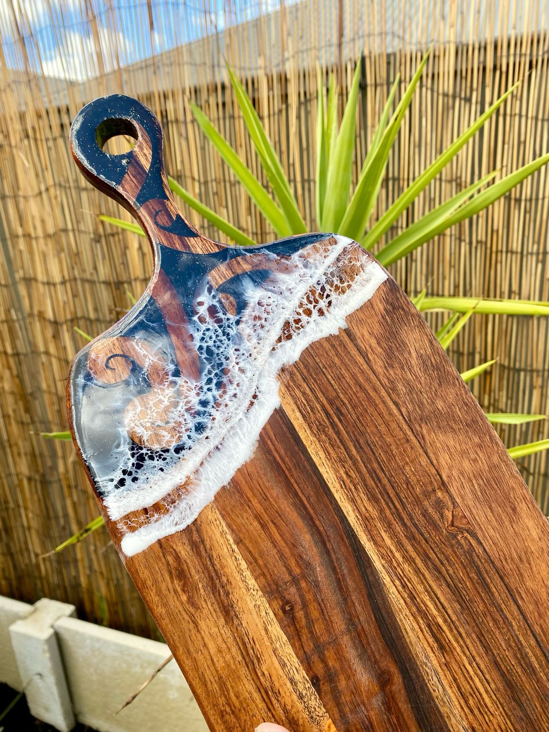 Moana (Black &amp; Gold) Small serving board
