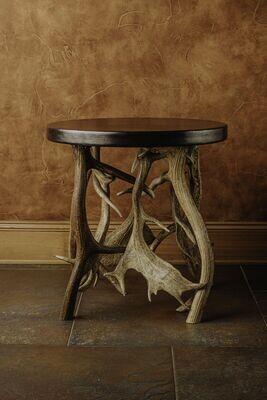 HAMMERED COPPER TOP END TABLE WITH ELK & FALLOW BASE
