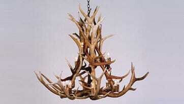 12 LT. ELK CHANDELIER