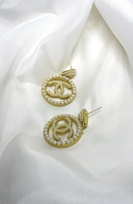 CHANEL PEARL EARRINGS