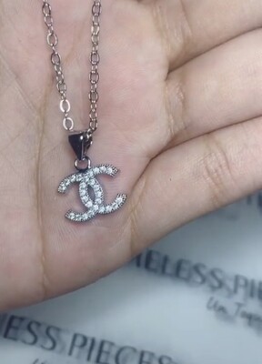 SILVER CHANEL NECKLACE