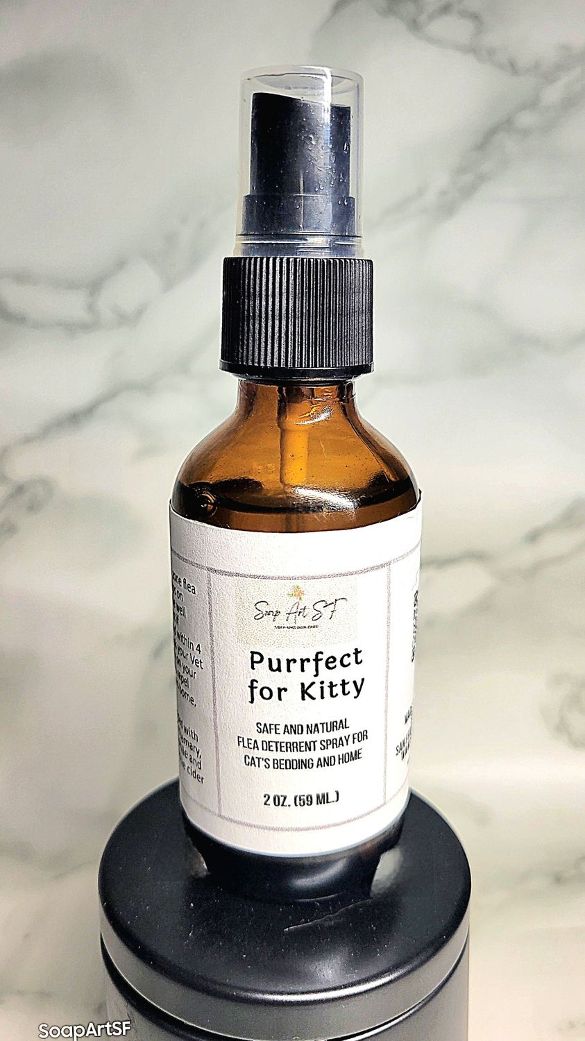 Cat Bedding Spray (2 oz. glass spray bottle)