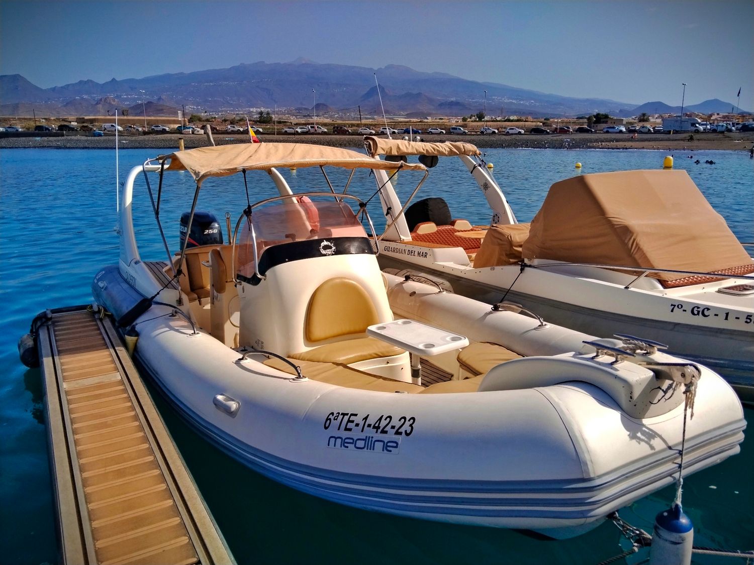 Paseo en Barco Privado 2 personas 1 hora 