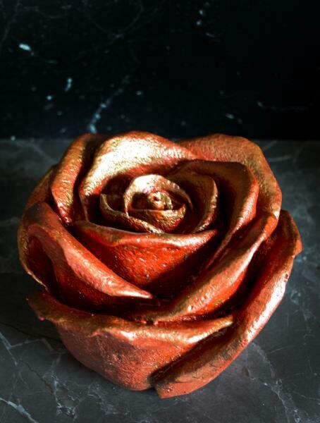 Handgemachte XXL Rose rot-gold Handgemachte XXL Rose rot-gold