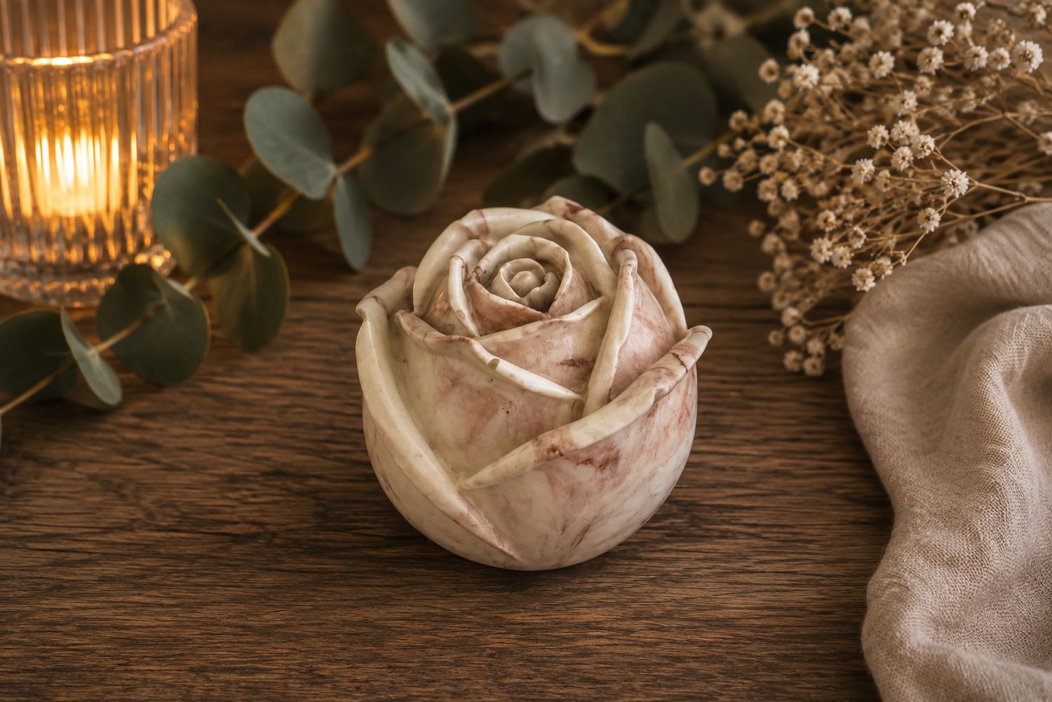 Handgemachte kleine Rose weiß + rose meliert mit Klarlack