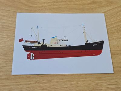 Lowestoft Historic Trawler Mincarlo LT-412 Postcard
