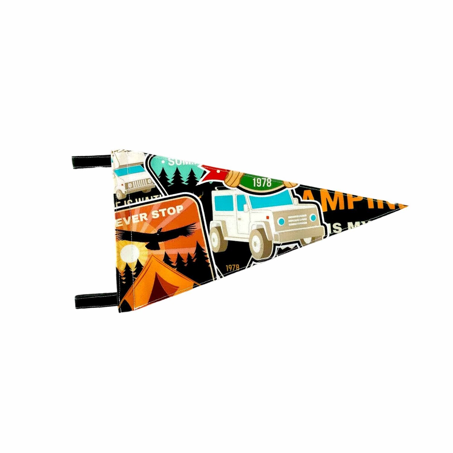 滿版 印花 美式 復古 三角旗款式
雙面印-邊緣不折 (含內裡不透光夾層)，雷切PLT : CV46黑PET210D