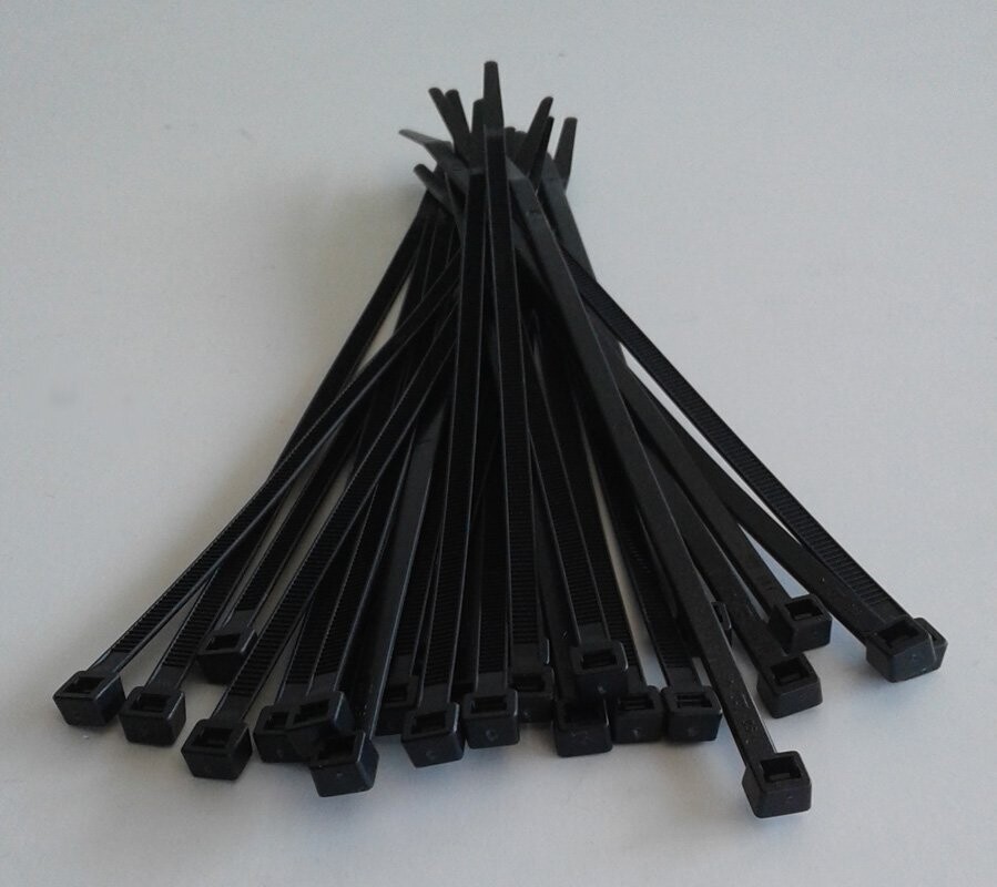 Kabelbinder schwarz Länge 200mm  VPE 100 Stück