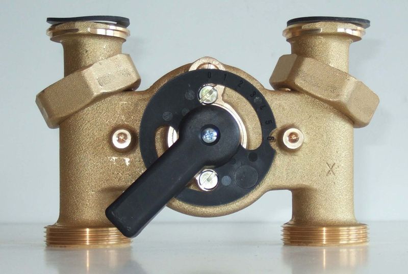 3 Wege Mischer Messing Wita H6 mit Achsabstand 120mm oder 125mm 3 Wege Mischer Messing Wita H6 mit Achsabstand 120mm oder 125mm