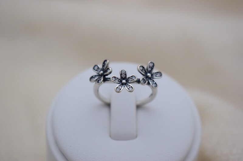 Anillo 3 Margaritas