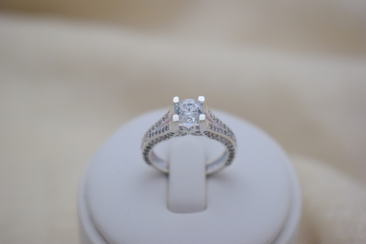 Anillo Super Cintillo