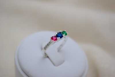 Anillo Tres Zirconias Pequeñas