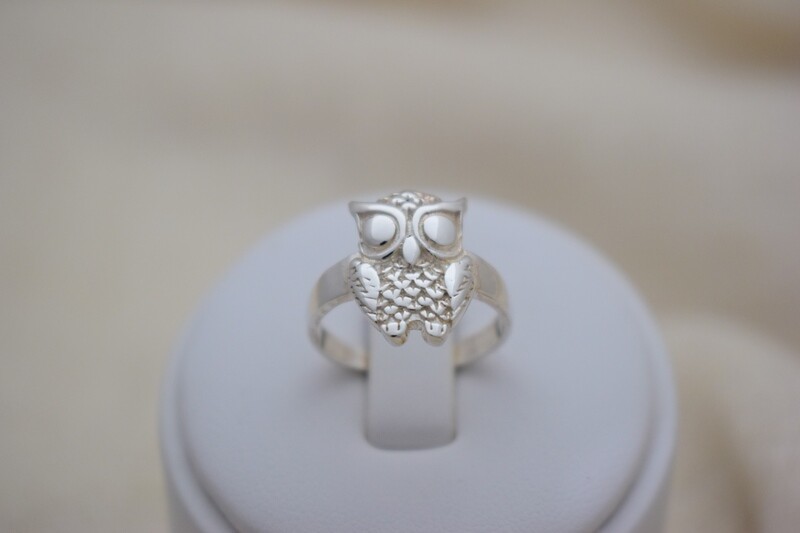 Anillo Buho