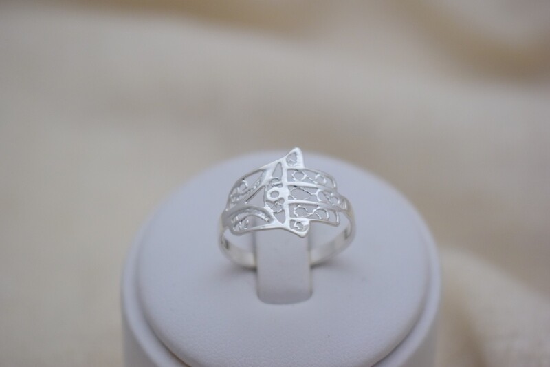 Anillo Mano de Fátima Calado