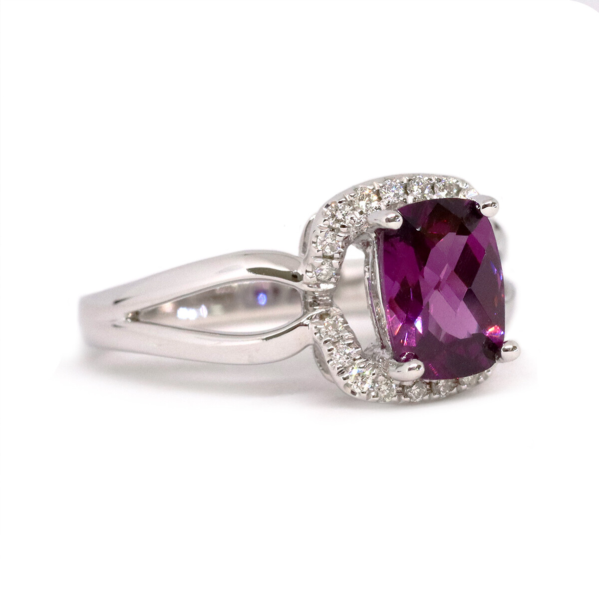 Pink Rhodolite Garnet Oval Solitaire Ring in 14k Solid Gold – NORM JEWELS