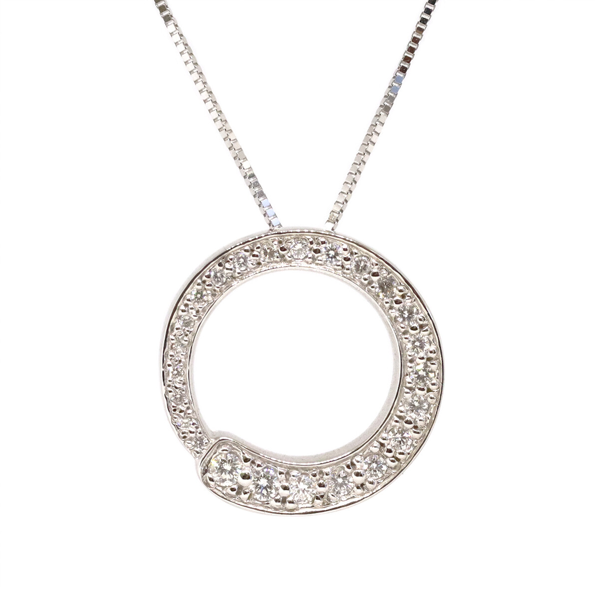 14KT White Gold Diamond Journey Circle Necklace