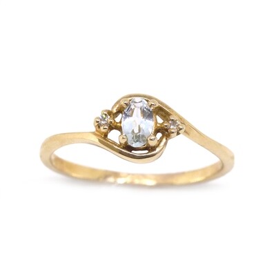10KT Yellow Gold Oval Aquamarine Diamond Accent Swirl Ring