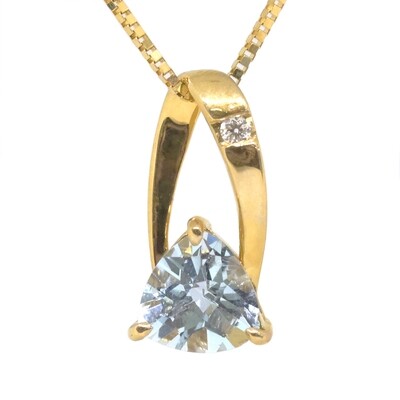 14KT Yellow Gold Trillion Aquamarine Diamond Twist Necklace