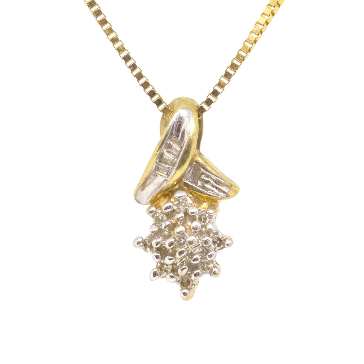 10KT Yellow Gold Diamond Cluster Necklace