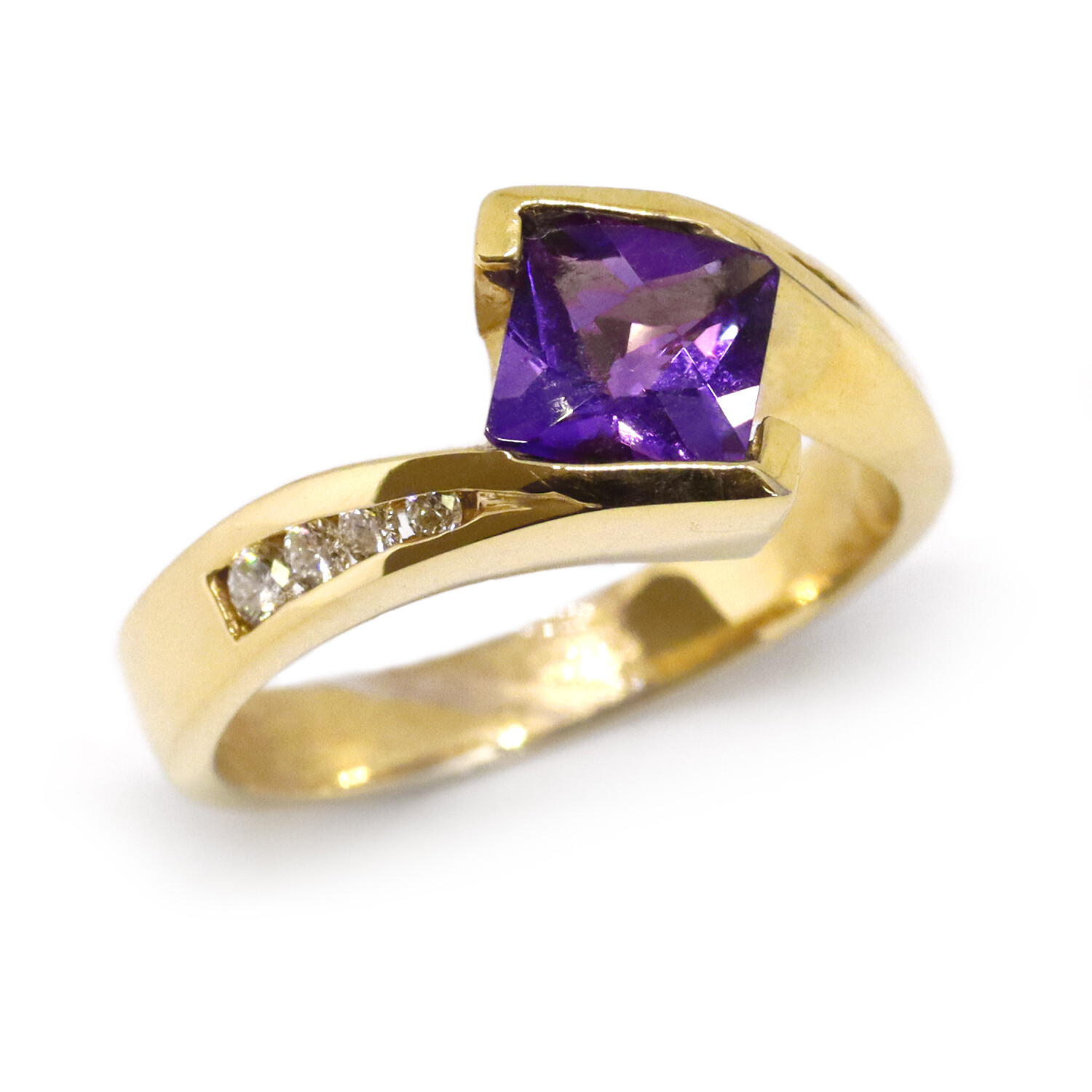 14KT Yellow Gold Checkered Square Amethyst Diamond Accents Ring