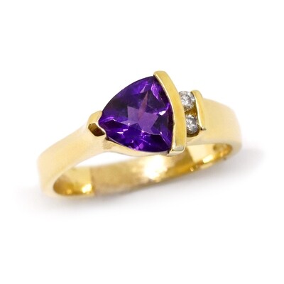 14KT Yellow Gold Trillion Amethyst Two Diamond Accent Ring