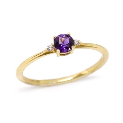 10KT Yellow Gold Round Amethyst Two Diamond Accent Ring