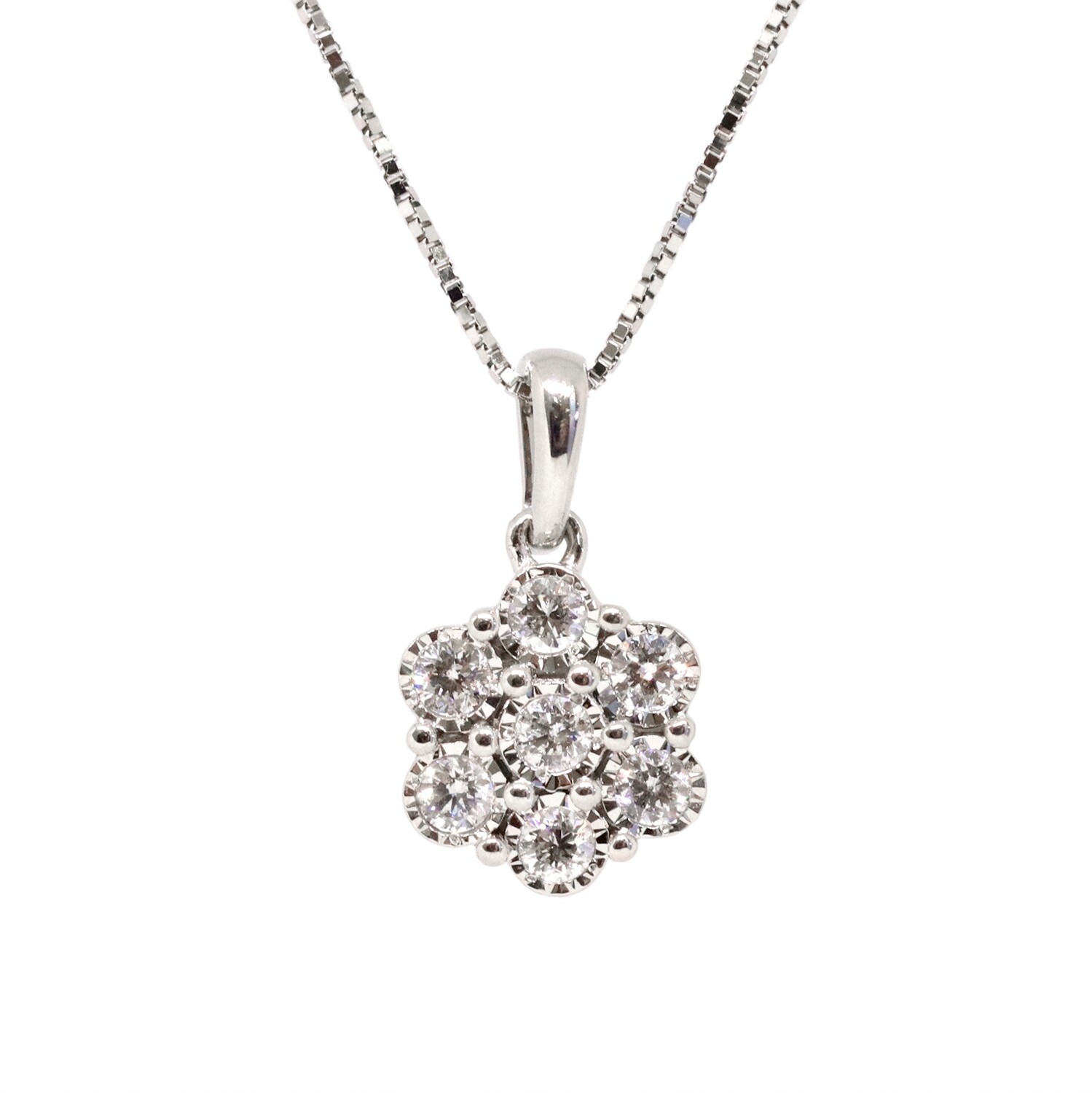 14KT White Gold Seven Diamond Cluster Miracle Plate Fashion Necklace