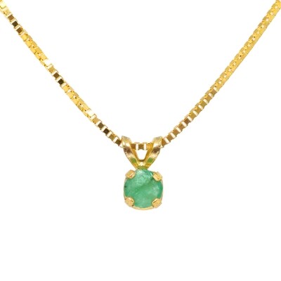 14KT Yellow Gold Round Emerald Solitaire Necklace