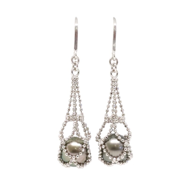 Silver Tahitian Pearl Net Dangle Earring