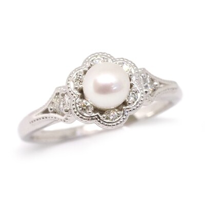 10KT White Gold Pearl Diamond Scalloped Halo Ring