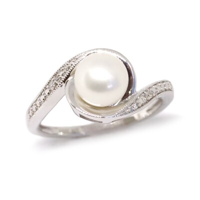 Silver Pearl Diamond Swirl Ring