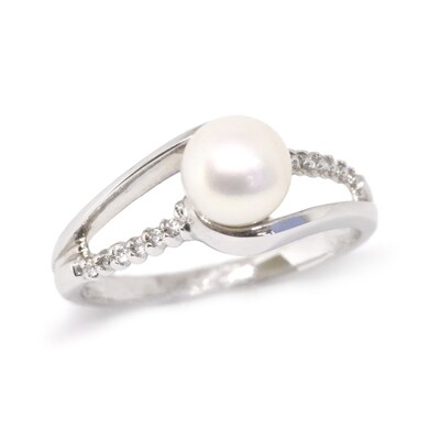 10KT White Gold Pearl Diamond Swirl Ring