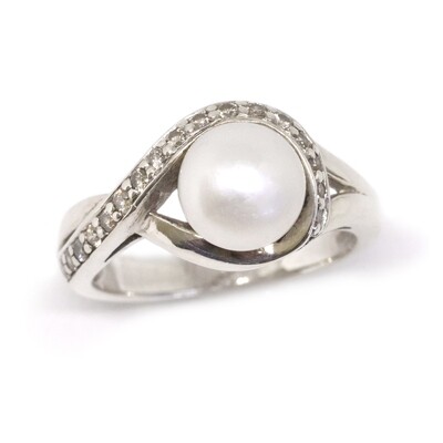 Silver Freshwater Pearl Champagne Diamond Swirl Ring