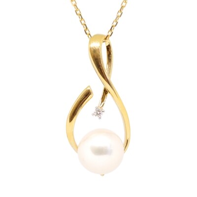 14KT Yellow Gold Freshwater Cultured Pearl Diamond Accent Swirl Necklace