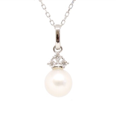 10KT White Gold Pearl Three Diamond Cluster Necklace