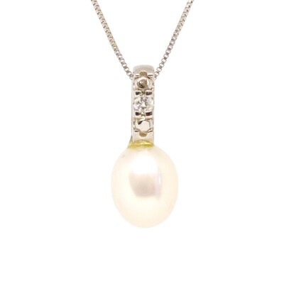 10KT White Gold Pearl Diamond Accent Necklace
