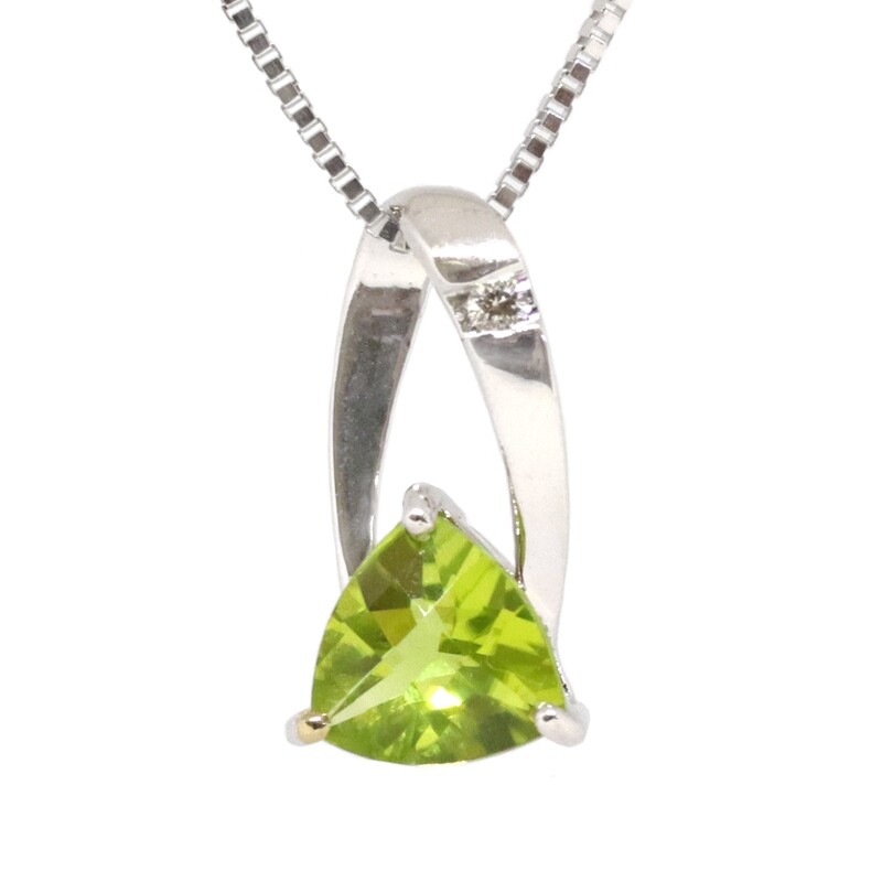14KT White Gold Checkered Trillion Peridot Diamond Accent Twist Necklace