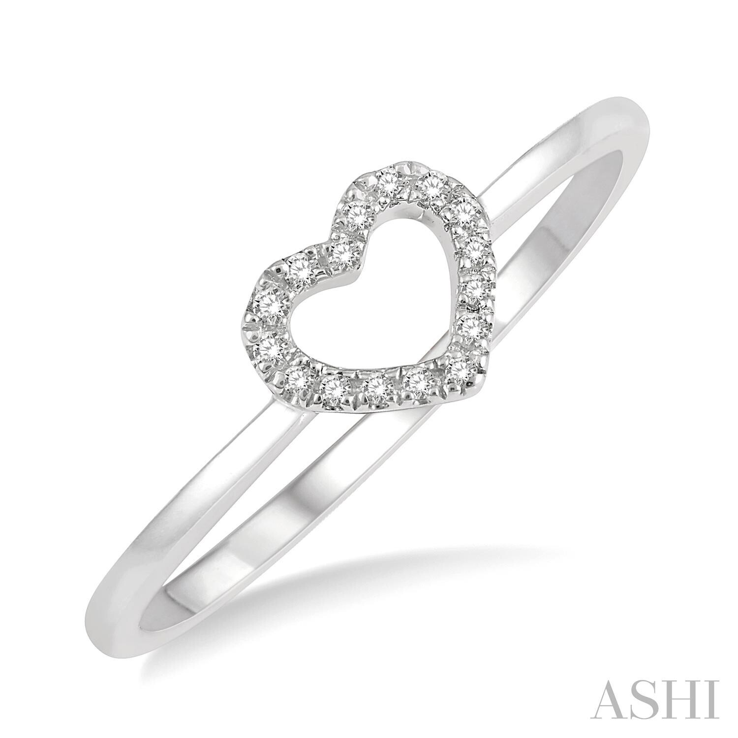 10KT White Gold Diamond Heart Ring