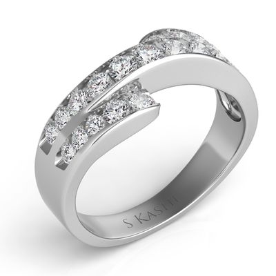 14KT White Gold 21 Round Diamond Triple Row Band