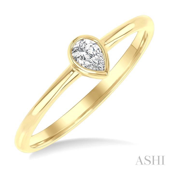 10KT Yellow Gold Pear-Cut Diamond Bezel Ring