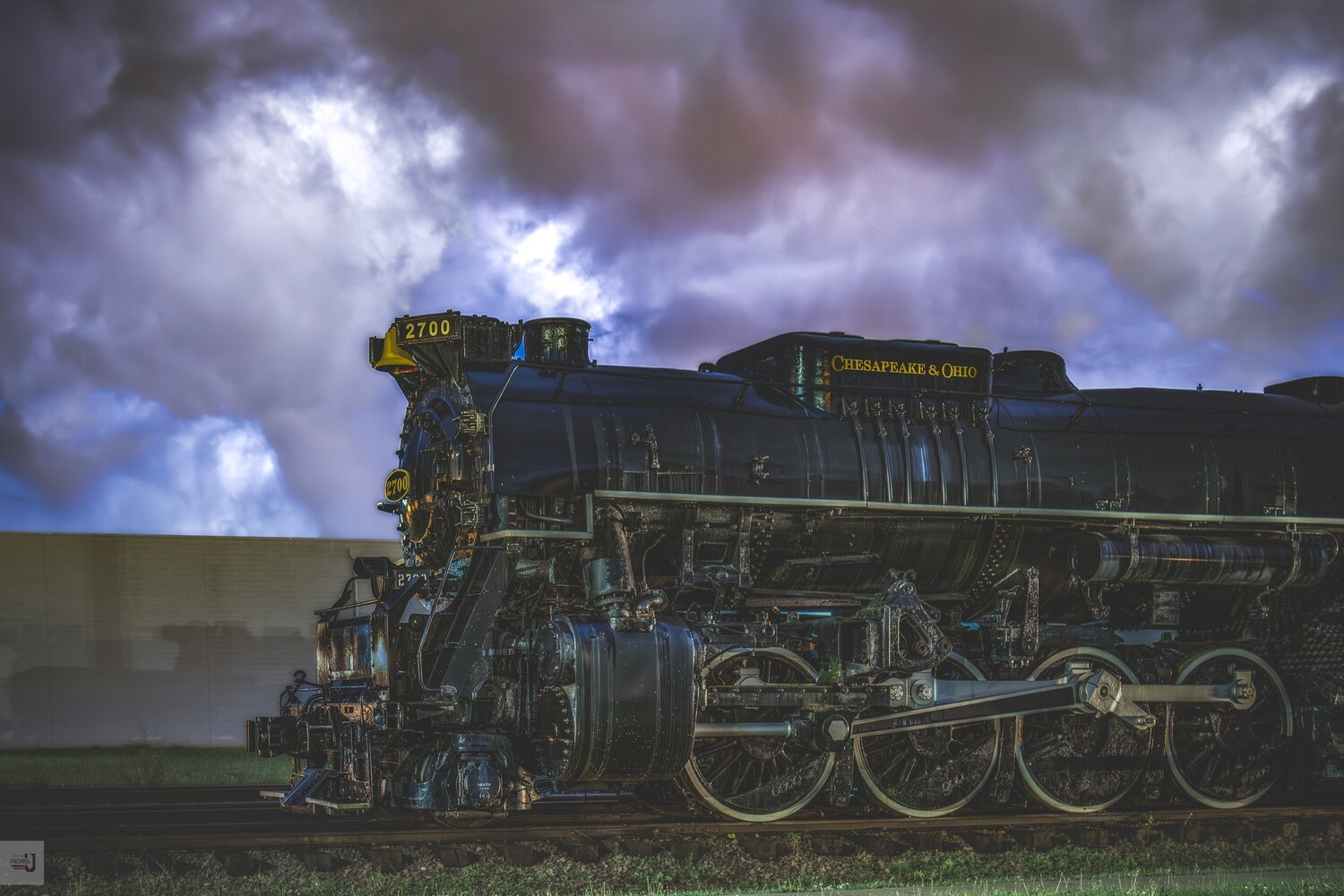 2700 C&amp;O Engine during Thunderstorm