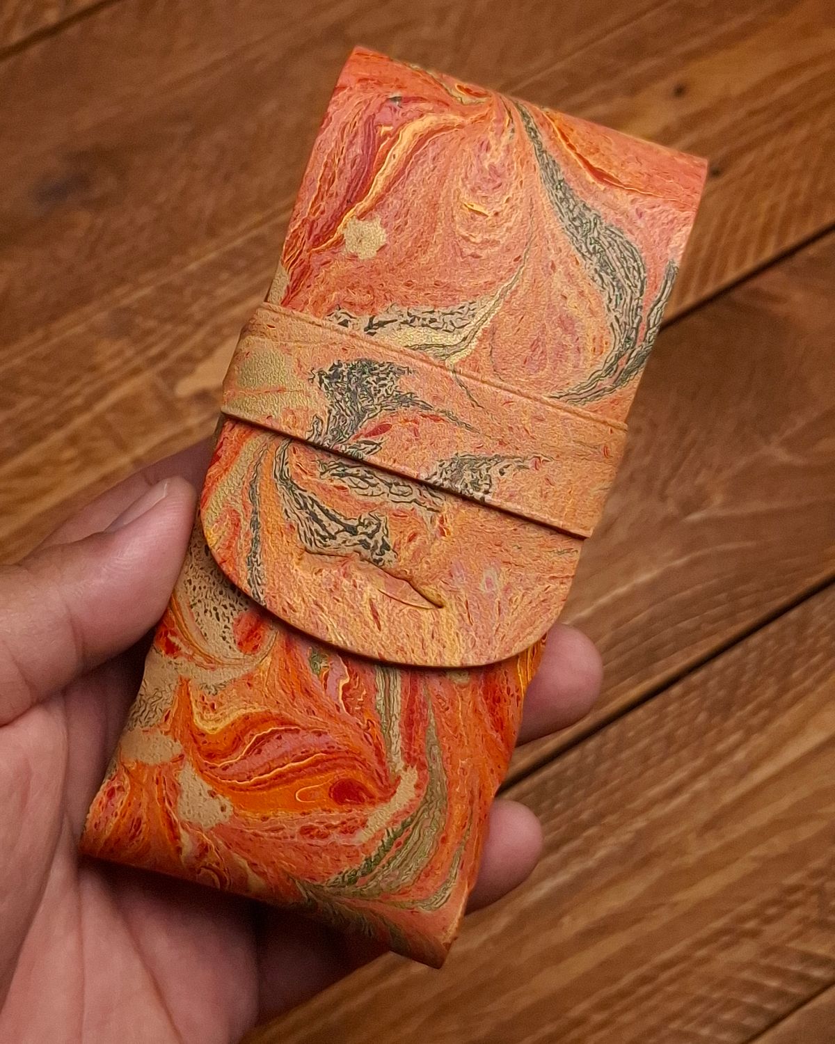 Marbled Eleanor Stitchless Fountain Pen Leather Case