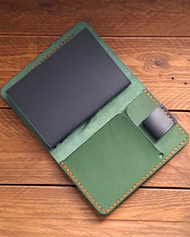 Noland Passport Size