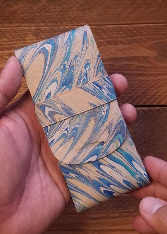 Marbled Eleanor Stitchless Fountain Pen Leather Case