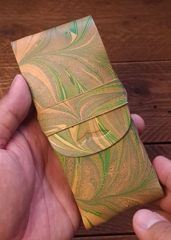 Marbled Eleanor Stitchless Fountain Pen Leather Case