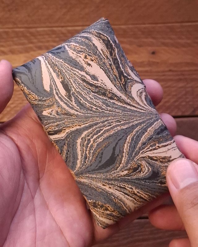 Marbled Eleanor Stitchless Fountain Pen Leather Case (Short)