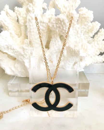 Large Gold Black Enamel Classic Pendant Chain Necklace