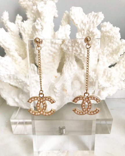 Gold Plated Classic Pearl Drop Earrings 1.2x2.5x6.5cm