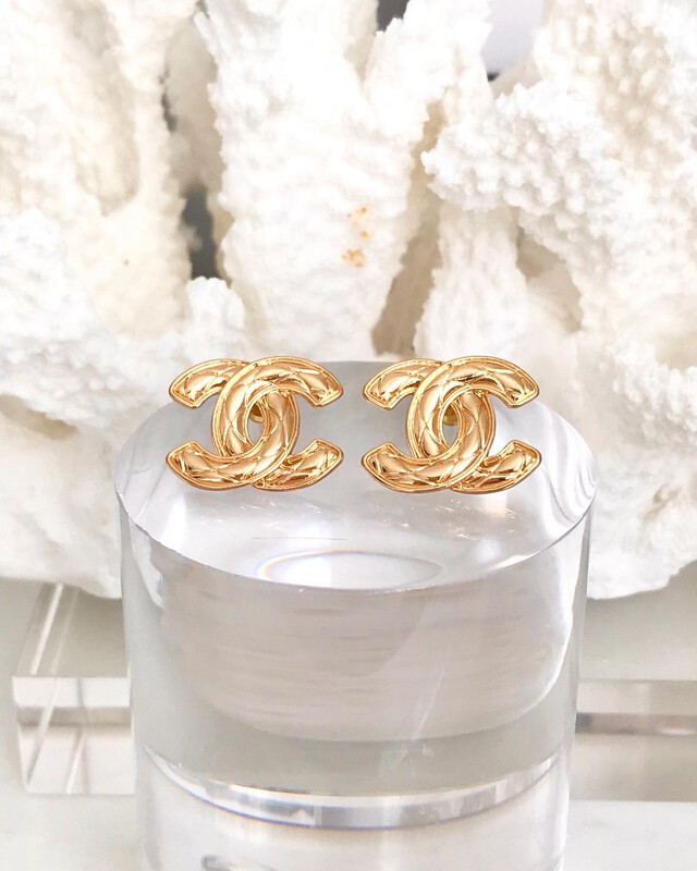 Gold Plated Classic Stud Earrings 1.7x2.1cm