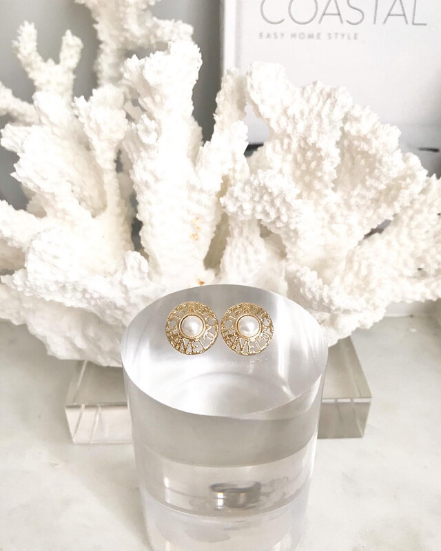 18CT Gold 925 Sterling Round Vintage Classic Pearl Stud Earrings 1.8x1.8cm